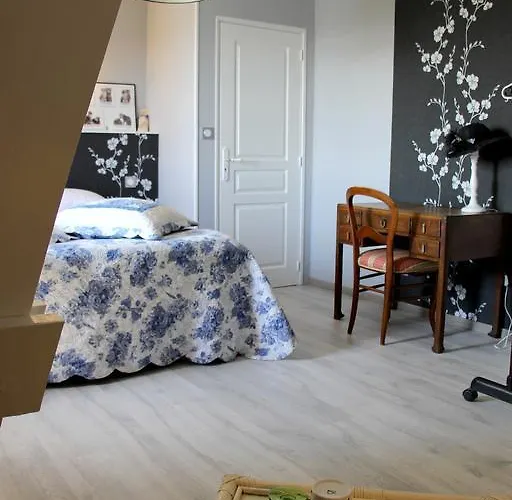 En Bord De Seine Oda ve Kahvaltı 3*