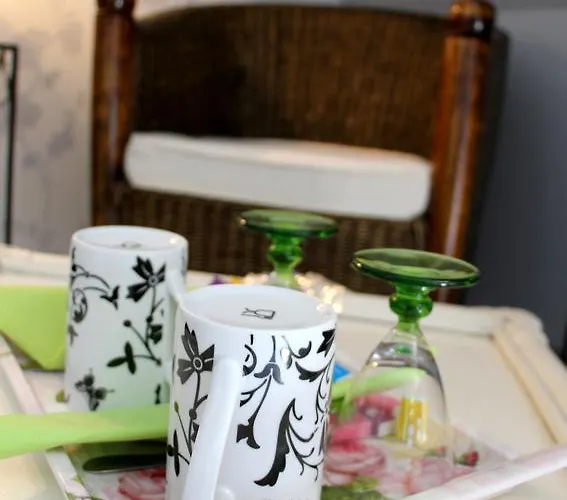 Oda ve Kahvaltı En Bord De Seine 3*